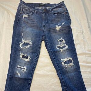 Judy Blue Distressed Capris Skinny Fit